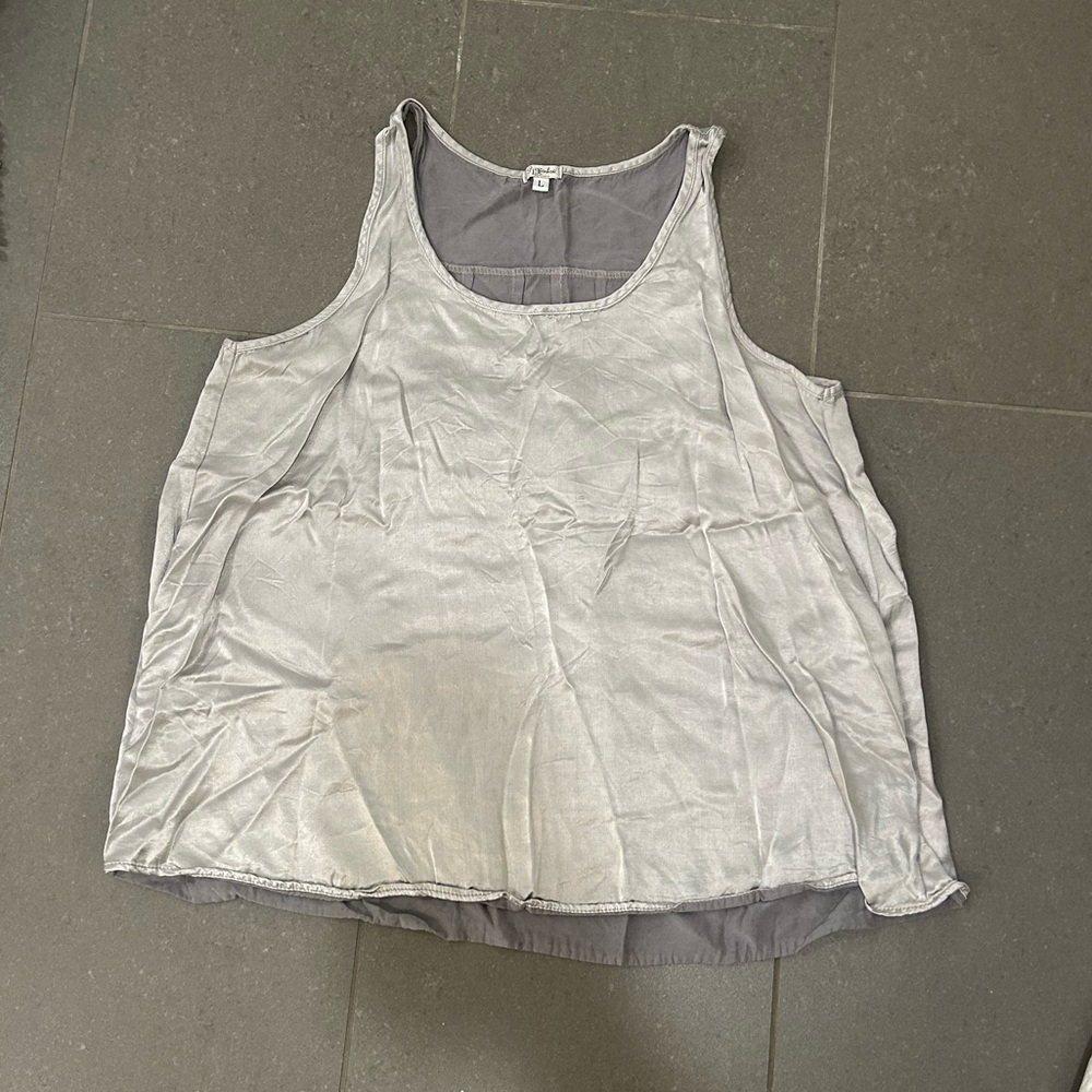 PJ Harlow top